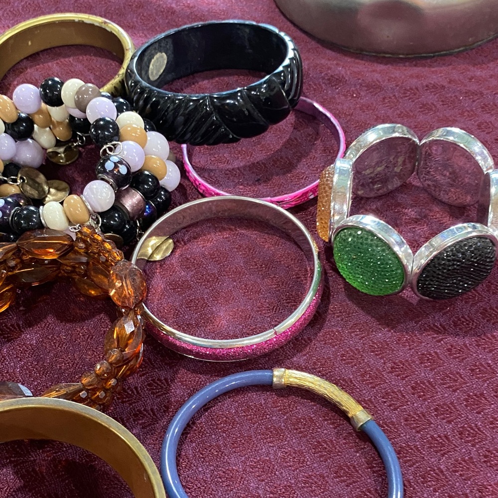 Vintage Multicolor Bracelet Lot 16 Bracelets - Picture 5 of 9